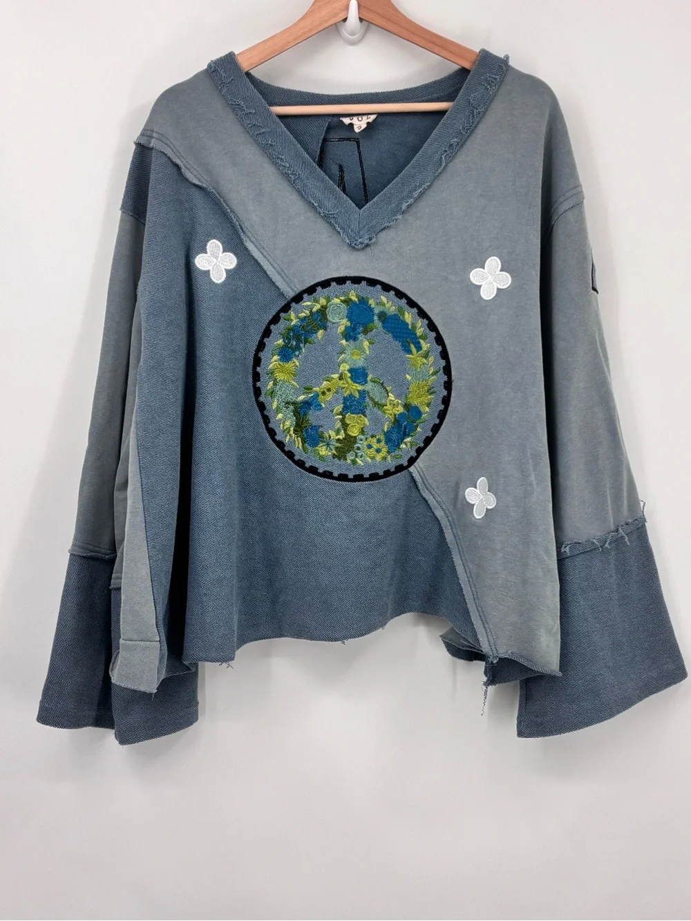 POL Peace boutique Blue Patchwork Embroidered V-Neck open Back slouchy top Sm - Picture 4 of 11
